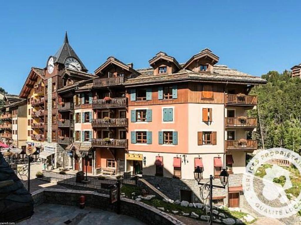 Booking les arcs 1950